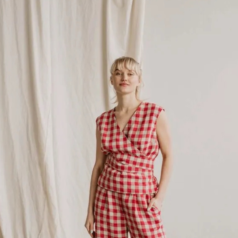 SOLD: Laume Family Linen wrap top in red and cream gingham
